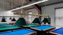 Lade das Bild in den Galerie-Viewer, Billardlampe 3-flammig - dunkelgrün / gold
